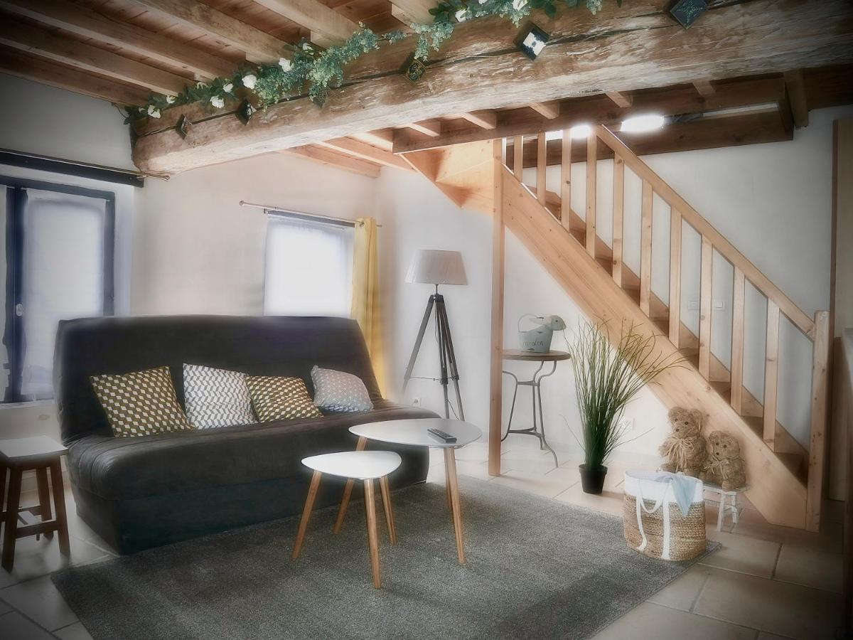 La Cabane Du Chasseur Flines-Les-Mortagne Luaran gambar