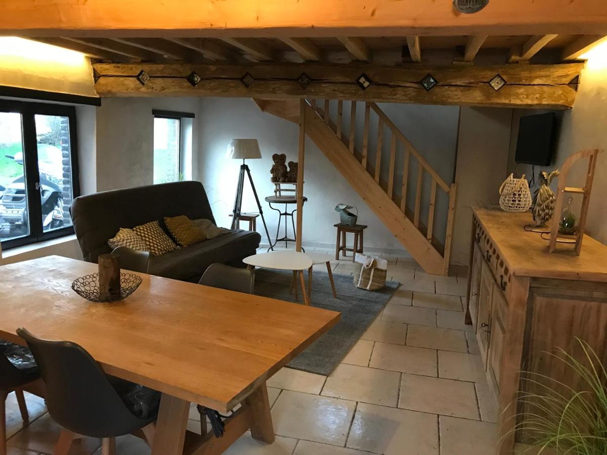 La Cabane Du Chasseur Flines-Les-Mortagne Luaran gambar