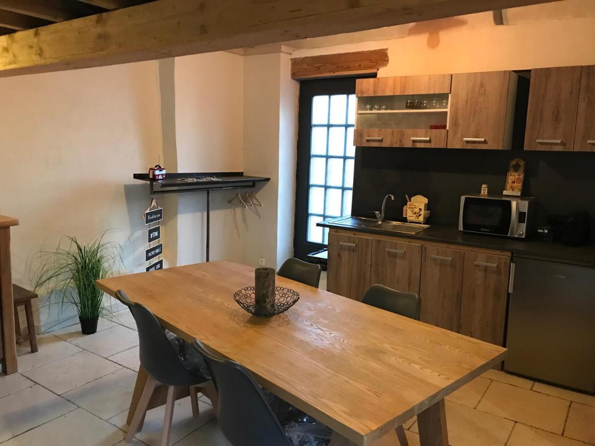 La Cabane Du Chasseur Flines-Les-Mortagne Luaran gambar